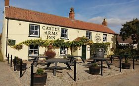 The Castle Arms Inn Bedale 3*